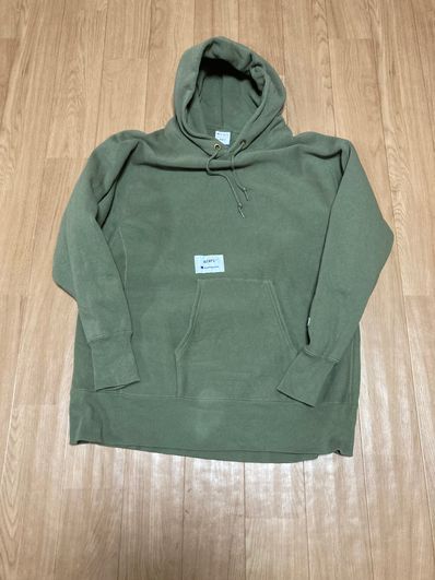 Wtaps × Champion Reverse Weave Hooded Sweatshirt "Olive"