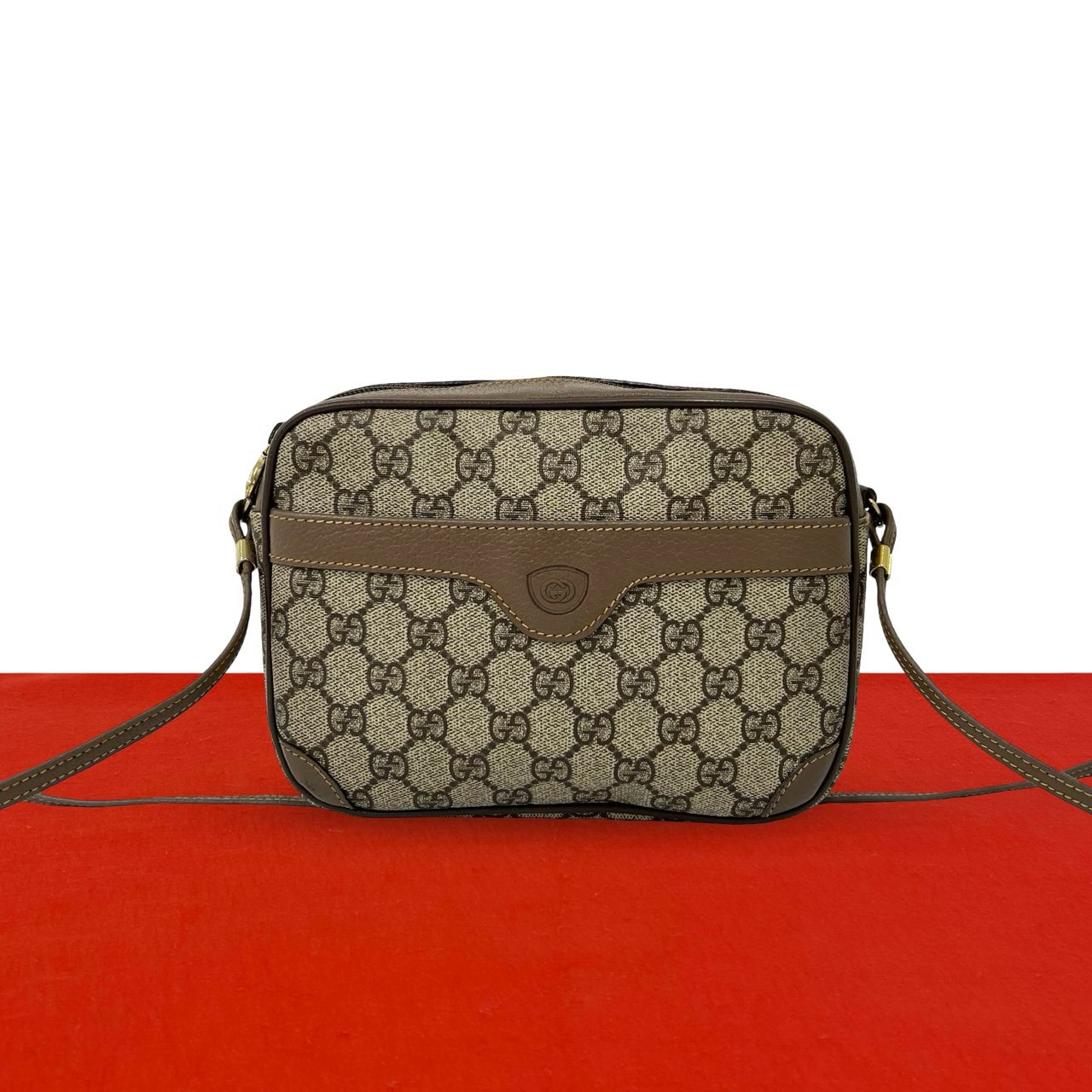 GUCCI グッチ GG 柄 ロゴ レザー PVC ショルダーバッグ ブラウン
 97334