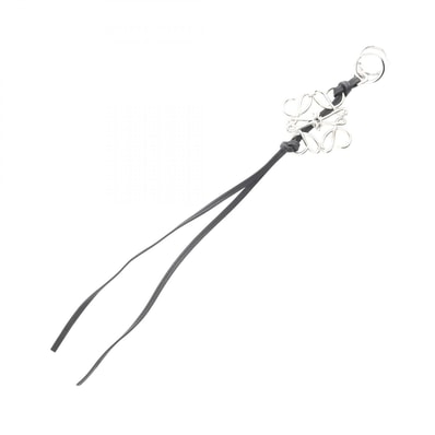 ロエベ LOEWE アナグラム チャーム アクセサリー レザー メタル レディース ブラック系 / シルバー系 【中古】