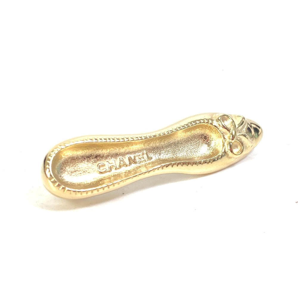 シャネル CHANEL ピンブローチ パンプス モチーフ B23A アクセサリー ブローチ GP ゴールド 新品同様