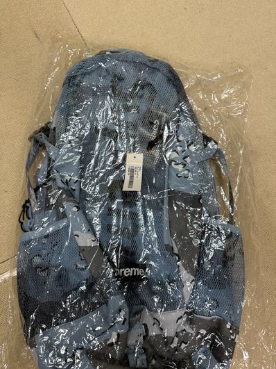 Supreme 20SS Backpack "Camo Blue"