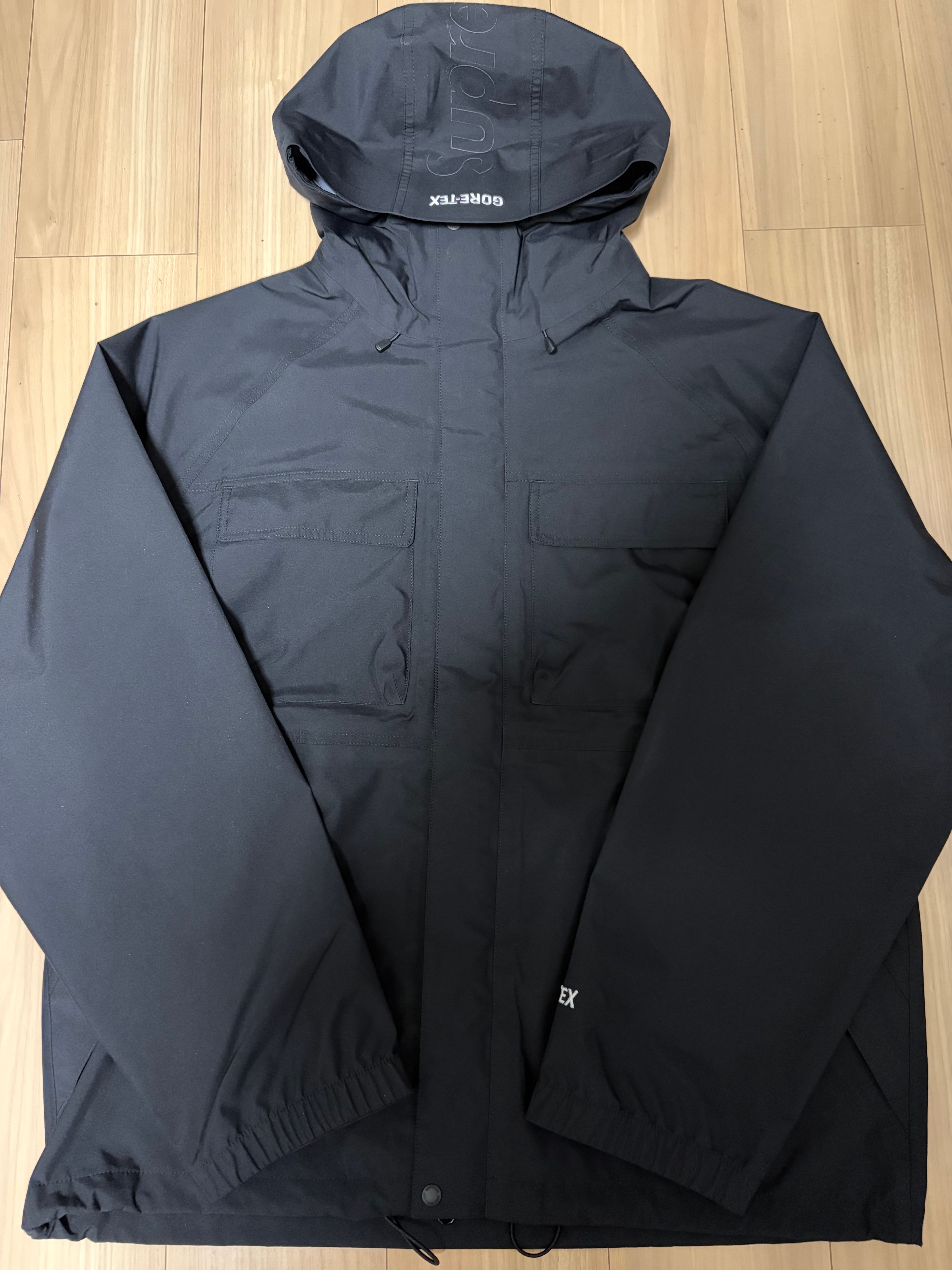 Supreme x Wu-Tang GORE-TEX Shell Jacket 