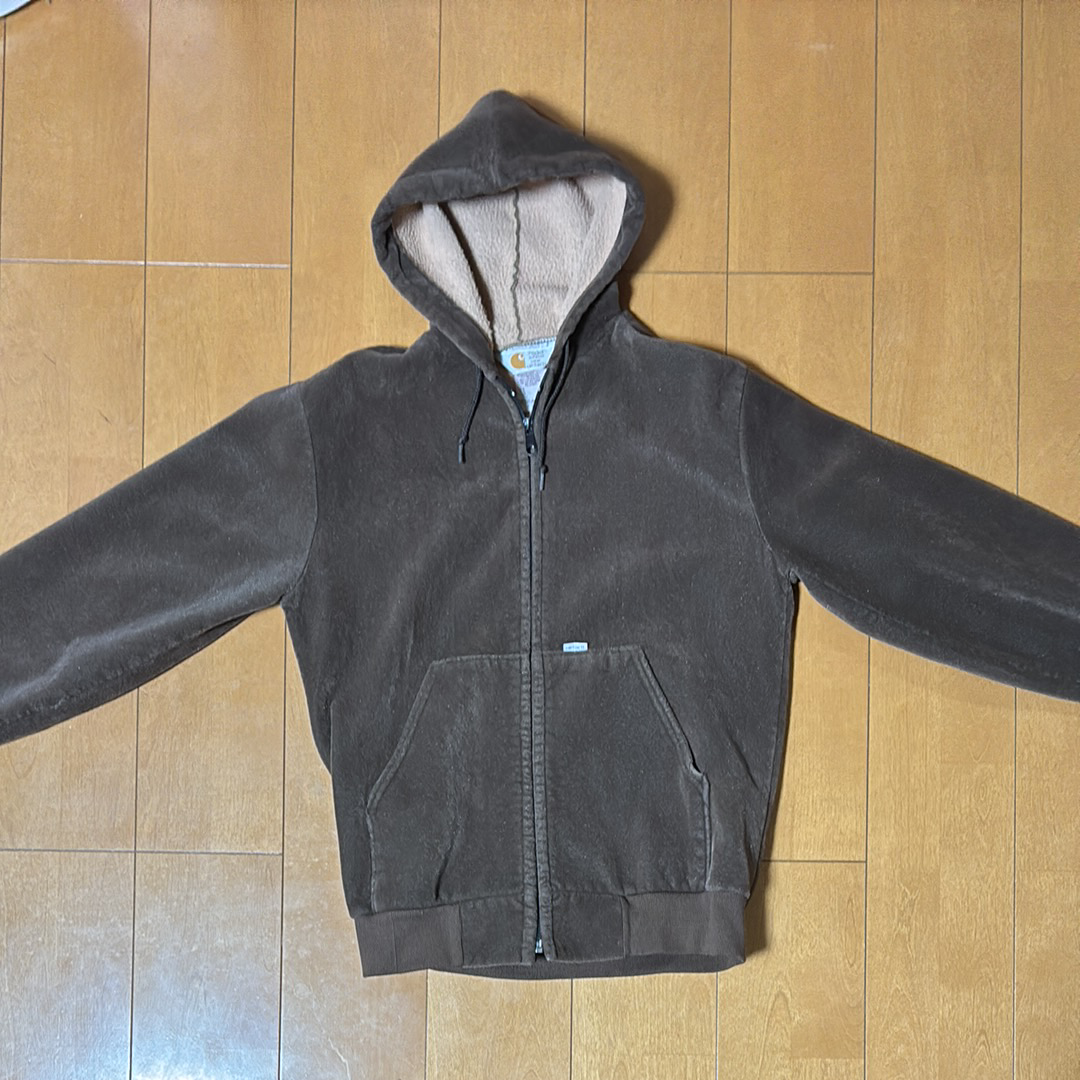 Carhartt フーディー