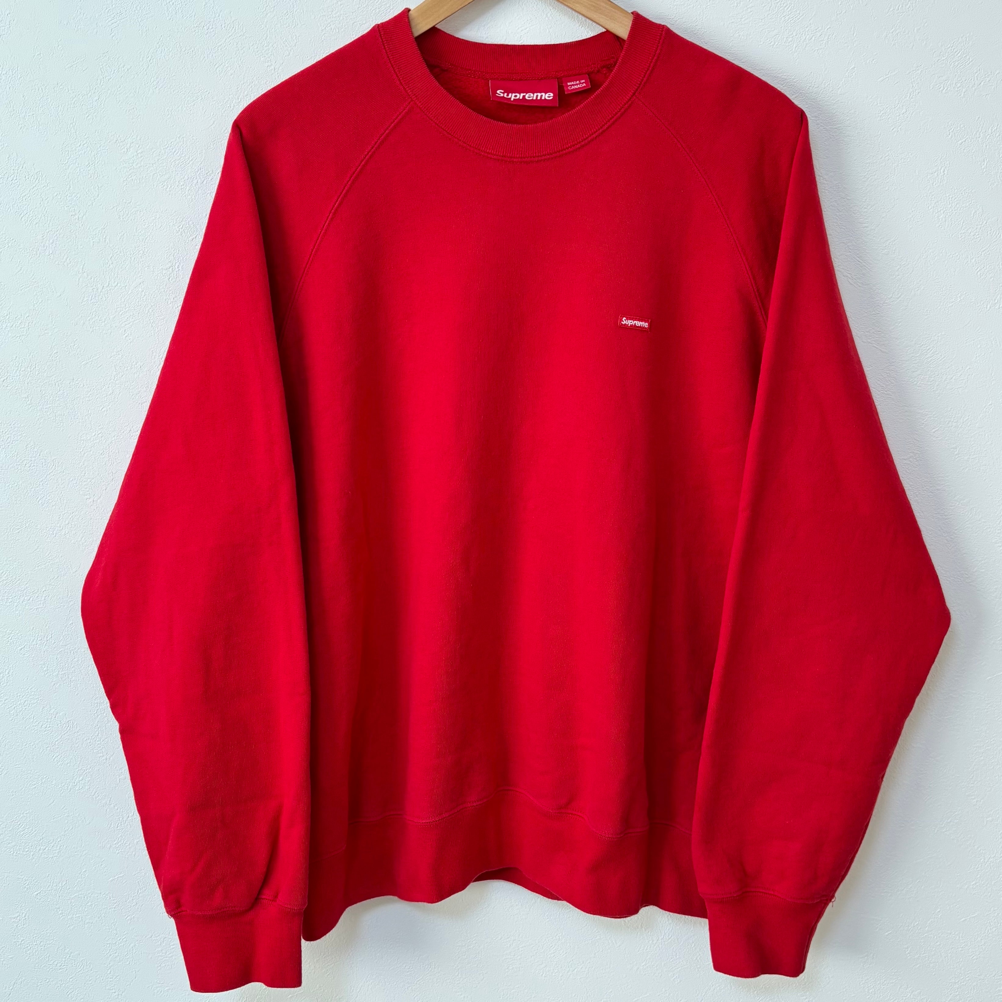 Supreme Small Box Raglan Crewneck "Red"
