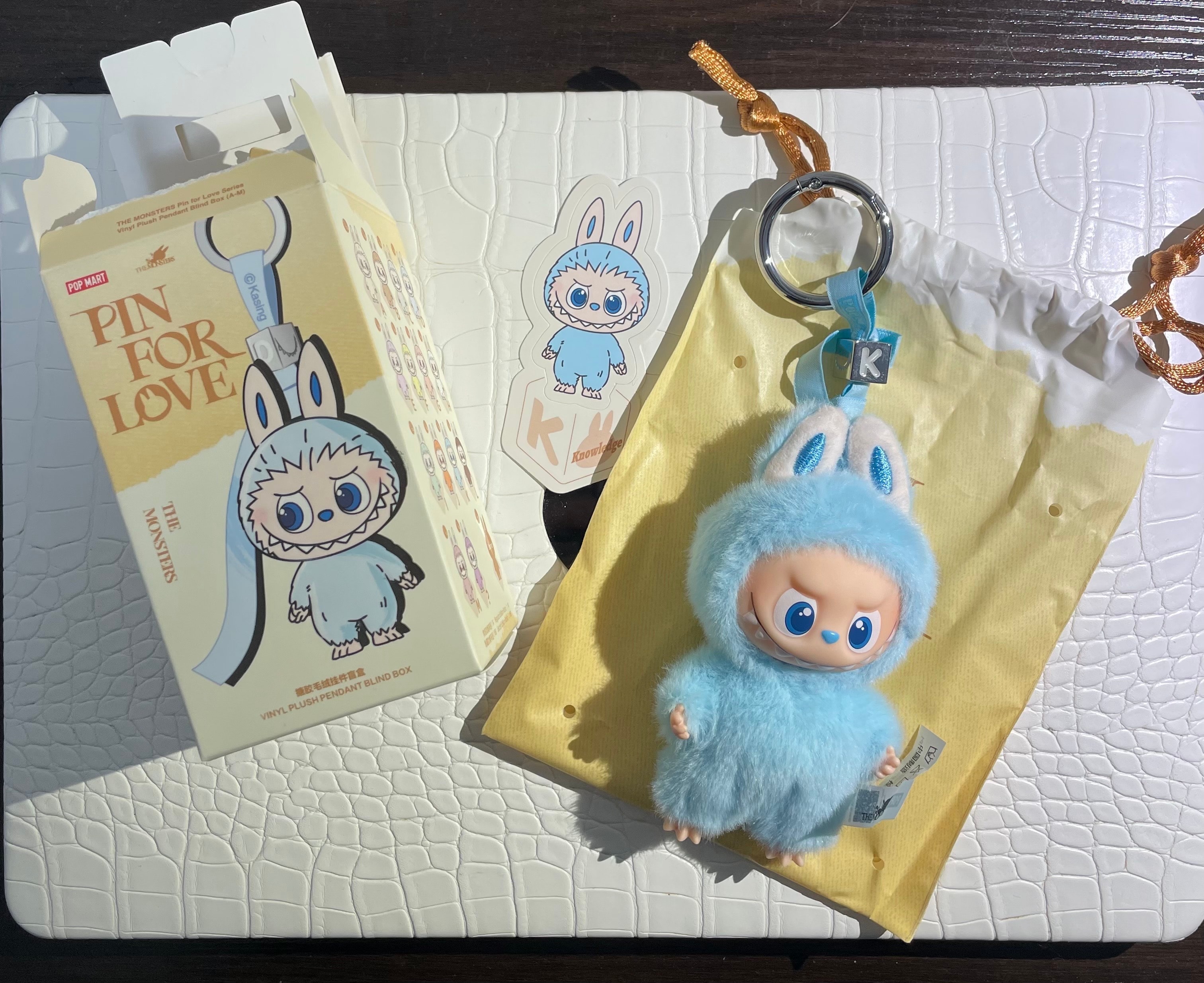 POP MART THE MONSTERS (LABUBU) Pin for Love Series-Vinyl Plush Pendant (A-M) K