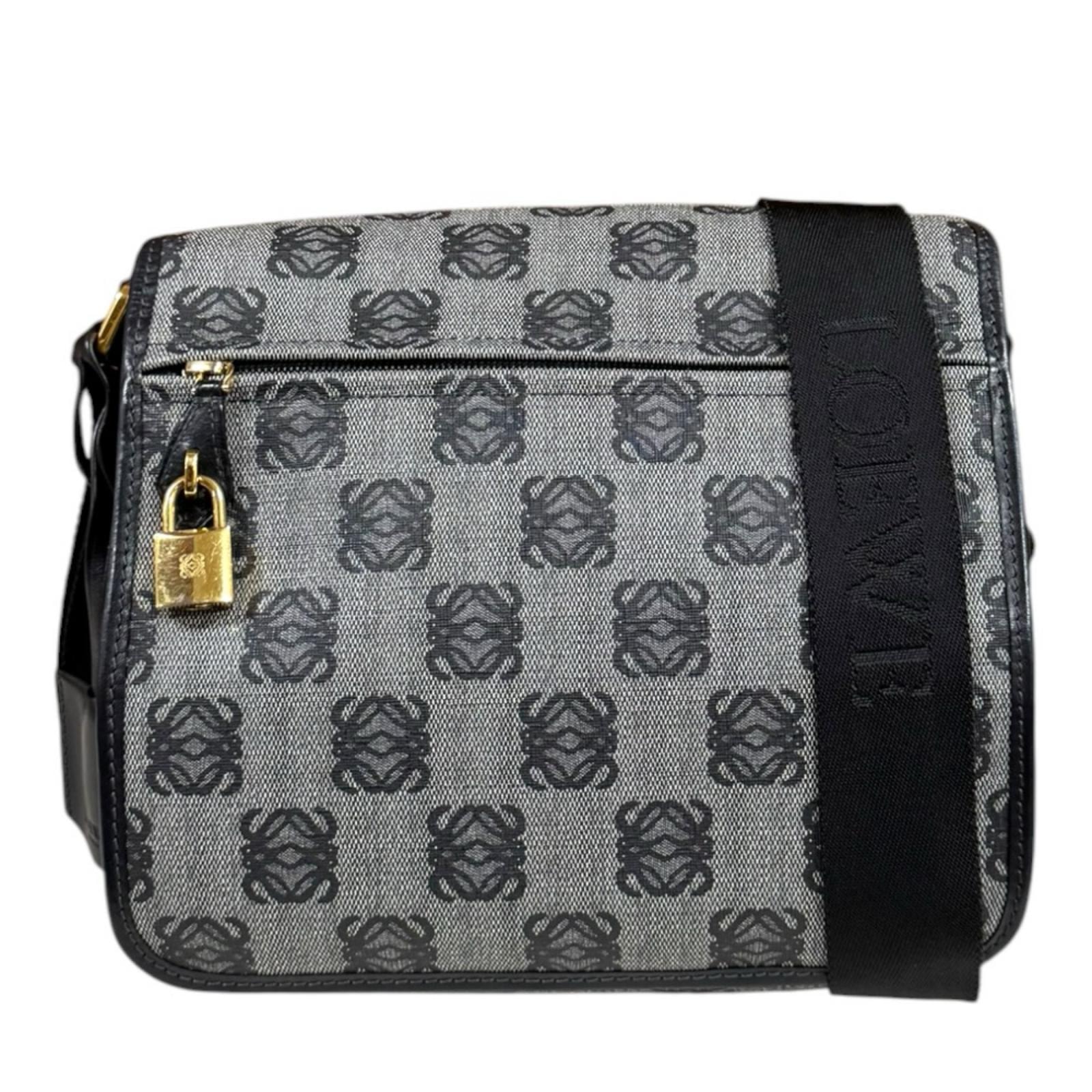 ロエベ アナグラム ショルダーバッグ PVC グレー レディース LOEWE 中古