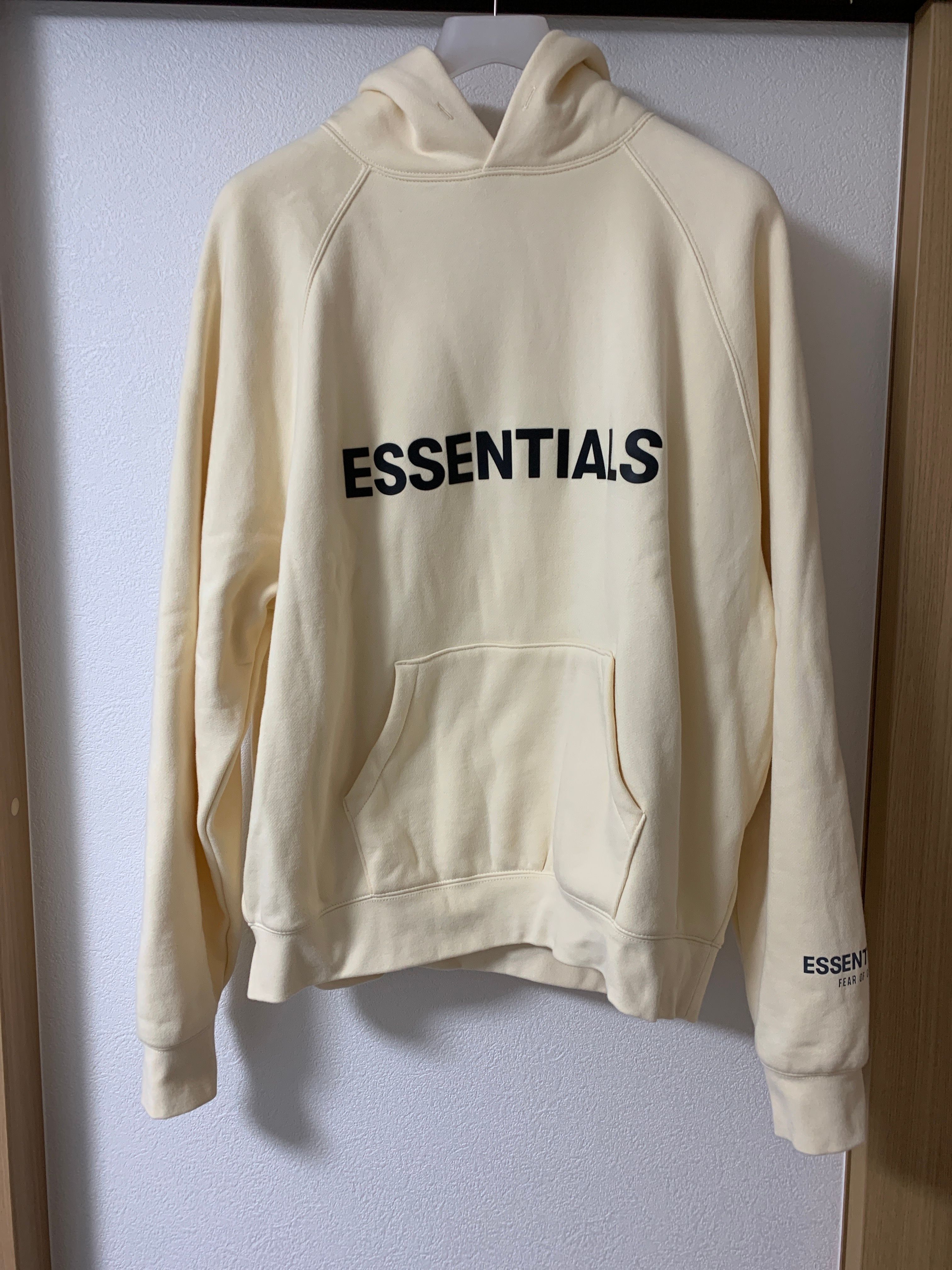 FEAR OF GOD ESSENTIALS 3D Silicon Applique Pullover Hoodie "Butter Cream"