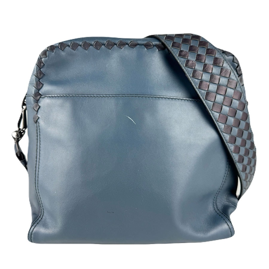 ボッテガヴェネタ BOTTEGAVENETA ショルダーバッグ イントレチャート レザー ダークブルー/ブラック メンズ【中古】 z8892
