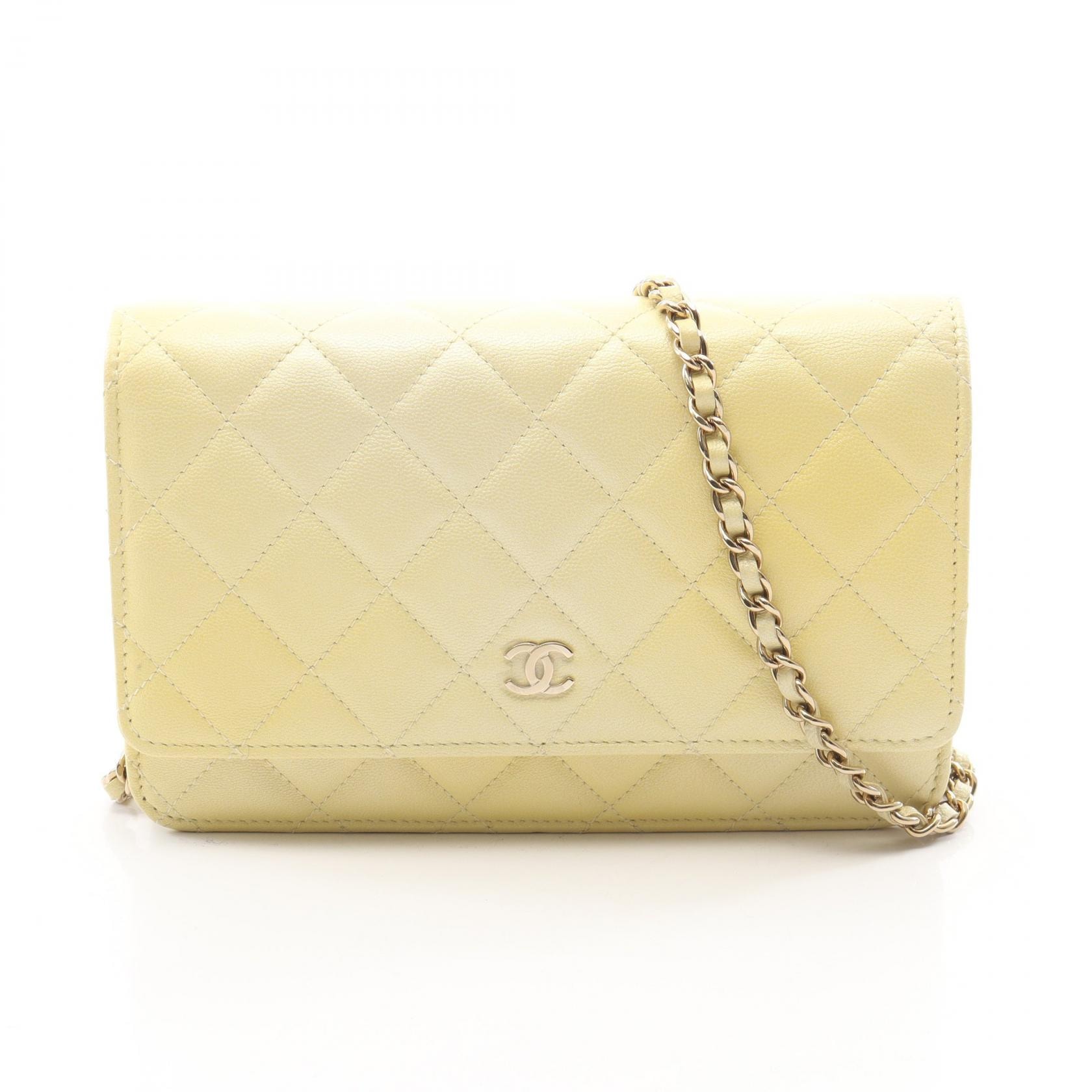 シャネル CHANEL マトラッセ グラデーション ショルダーバッグ バッグ キャビアスキン(グレインドカーフ) レディース イエロー系 【中古】