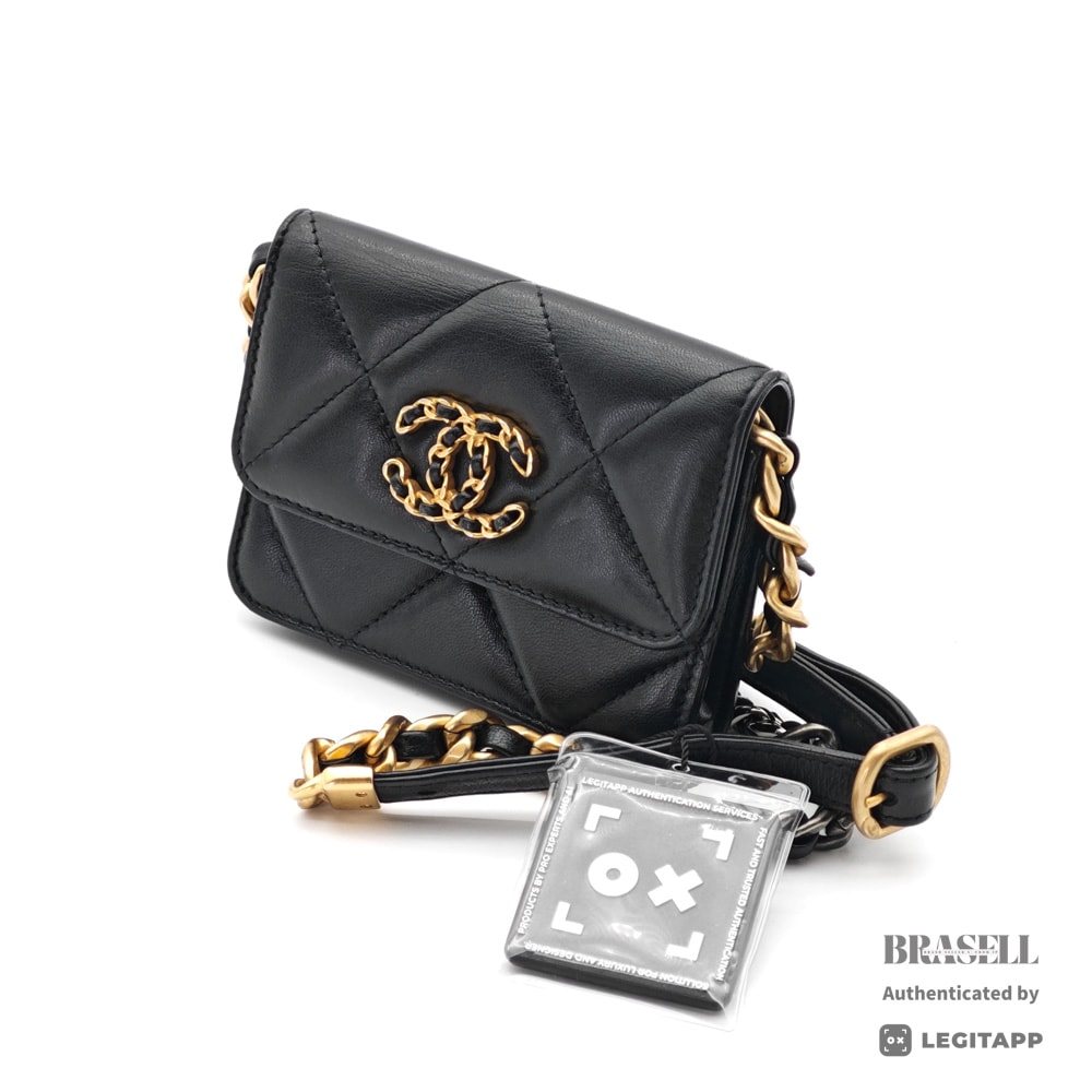 CHANEL シャネル ショルダーバッグ Leather レディース