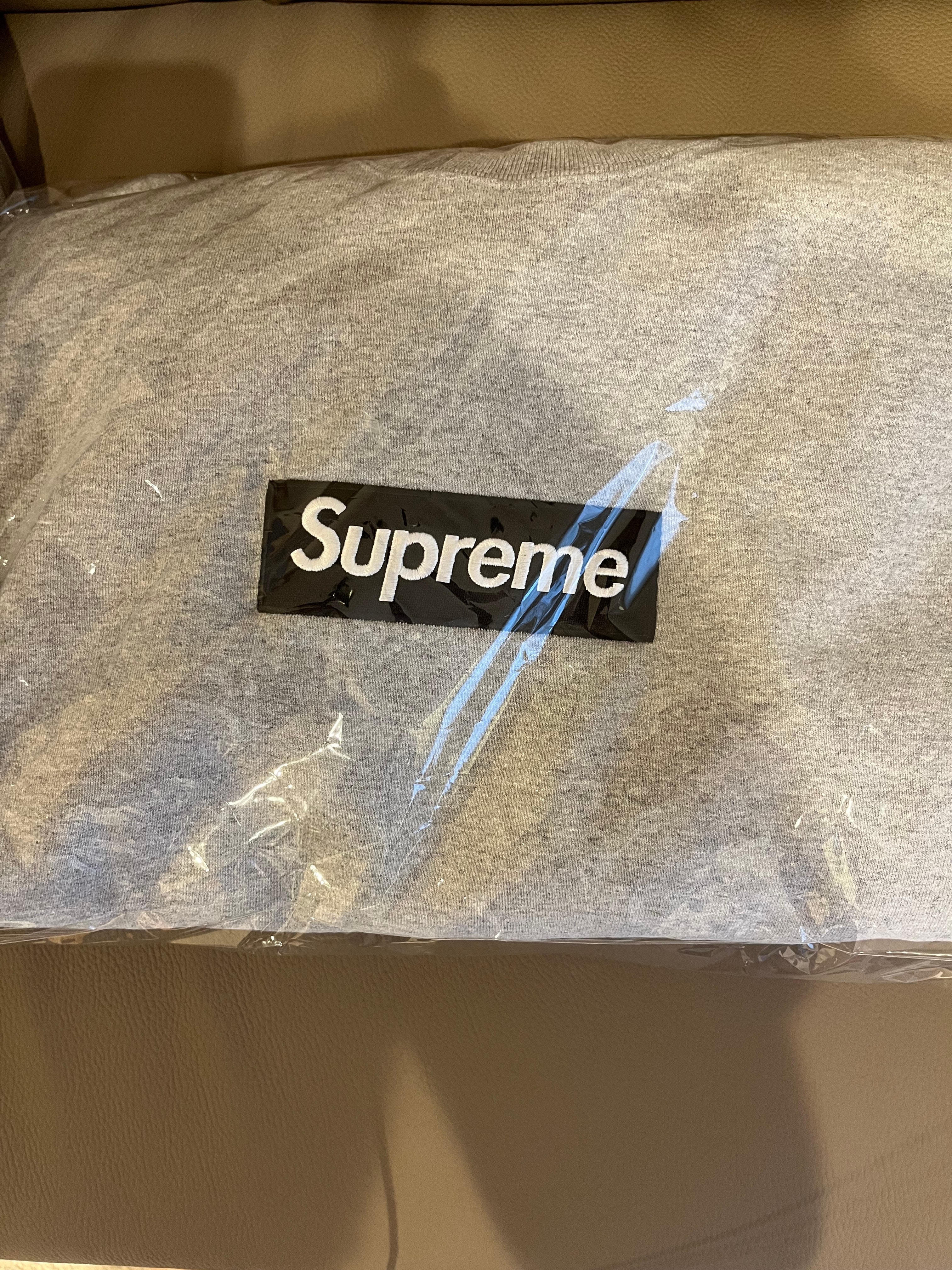 Supreme Box Logo Crewneck "Heather Grey" (22FW)