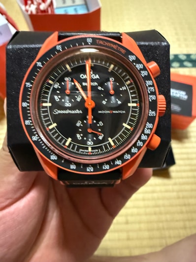 OMEGA x Swatch Bioceramic Moonswatch Mission On Earth "Lava" SO33O100