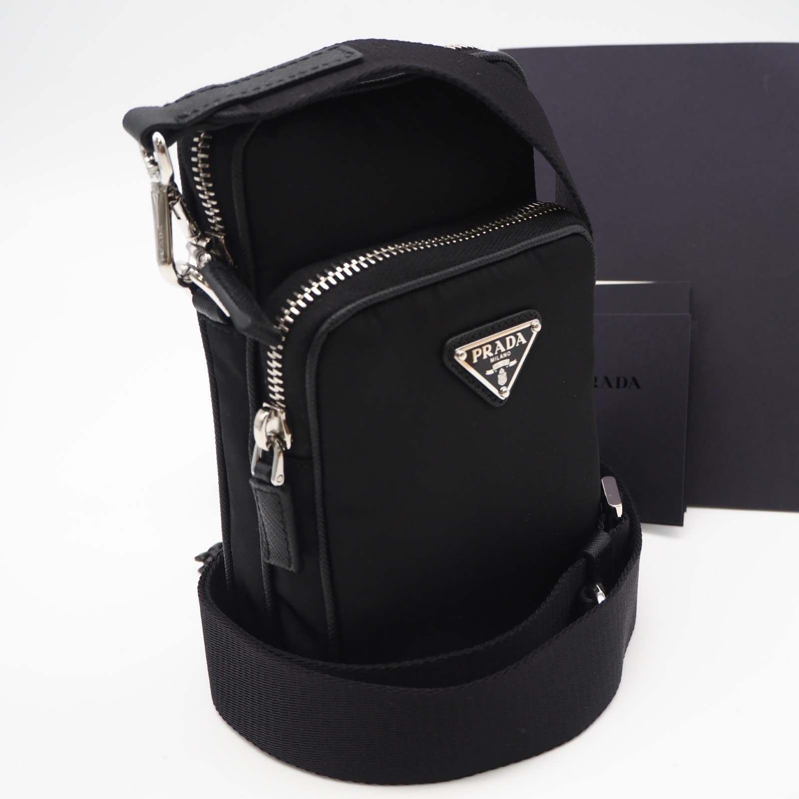 極美品 PRADA プラダ ナイロン トライアングルロゴ ショルダーバッグ 2ZT066 2DMH ショルダーバッグ ブラック ナイロン サフィアーノ メンズ