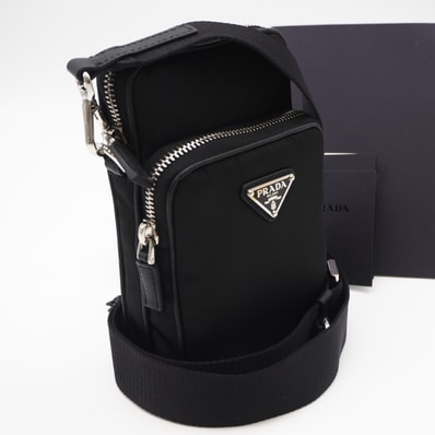 極美品 PRADA プラダ ナイロン トライアングルロゴ ショルダーバッグ 2ZT066 2DMH ショルダーバッグ ブラック ナイロン サフィアーノ メンズ