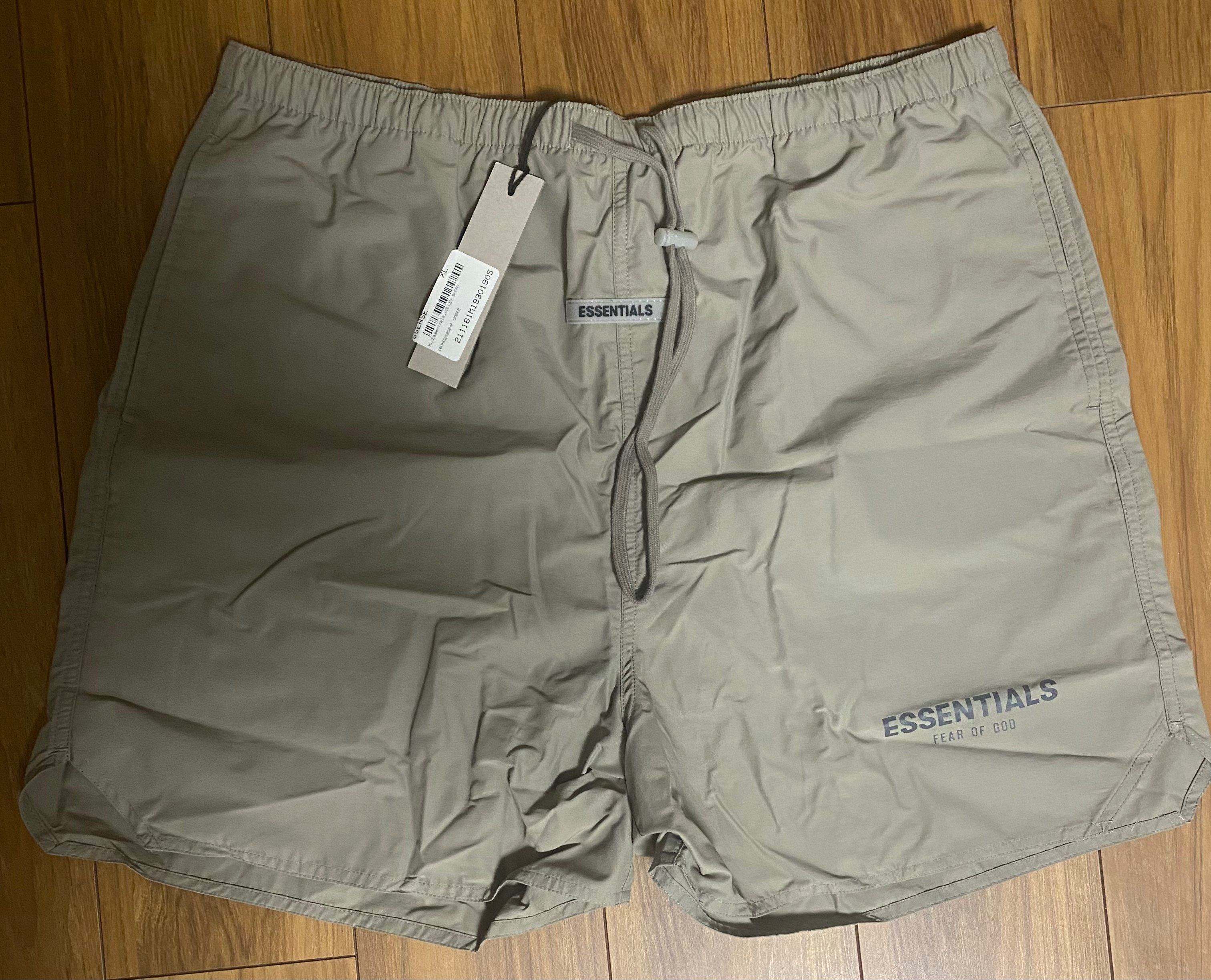FEAR OF GOD ESSENTIALS Volley Short "Taupe"
