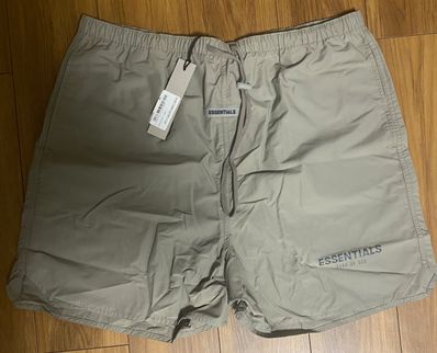 FEAR OF GOD ESSENTIALS Volley Short "Taupe"