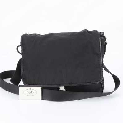 ■美品 プラダ テスート ナイロントライアングルロゴ V166