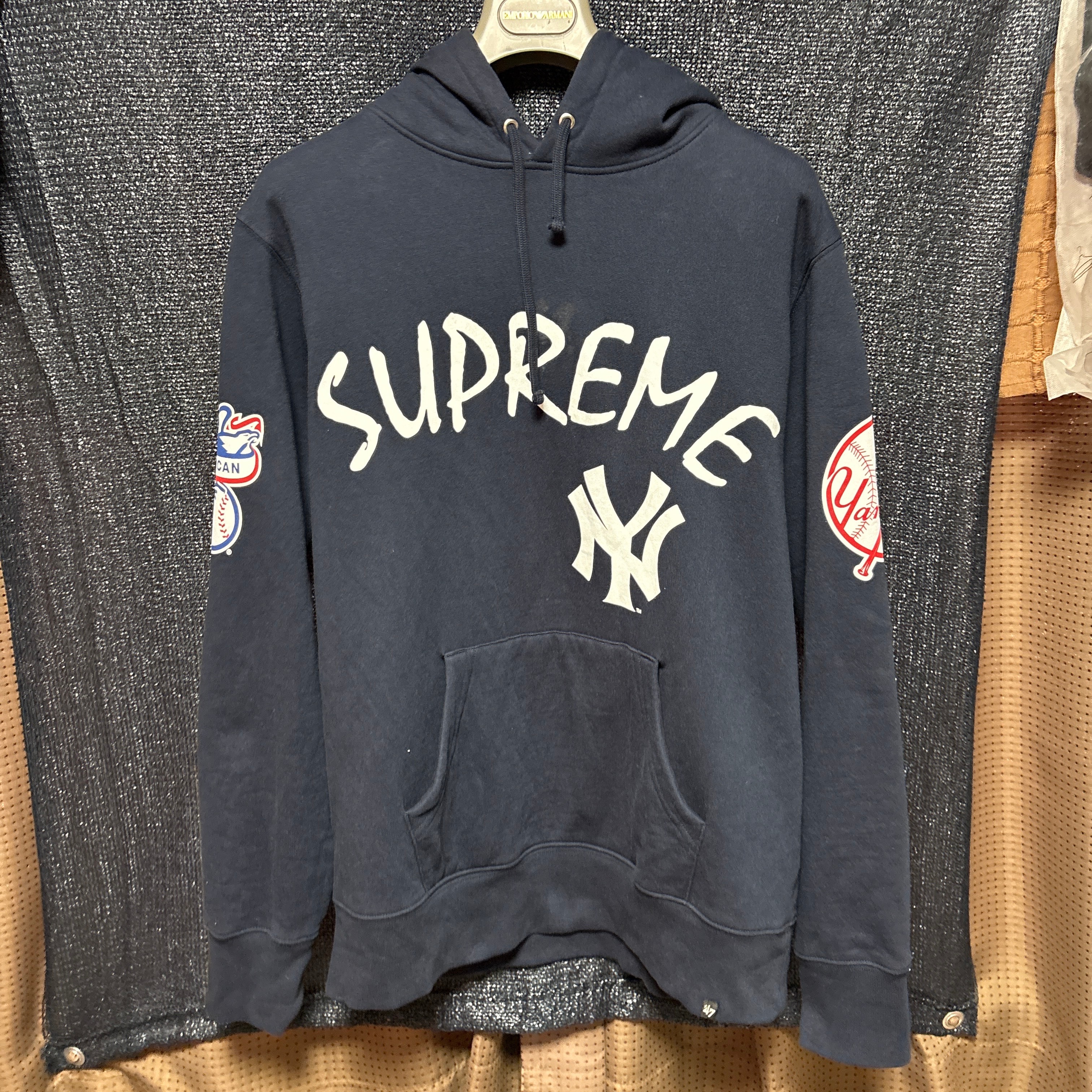 Supreme New York Yankees Hooded Sweatshirt "Navy"
