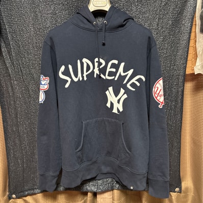Supreme New York Yankees Hooded Sweatshirt "Navy"