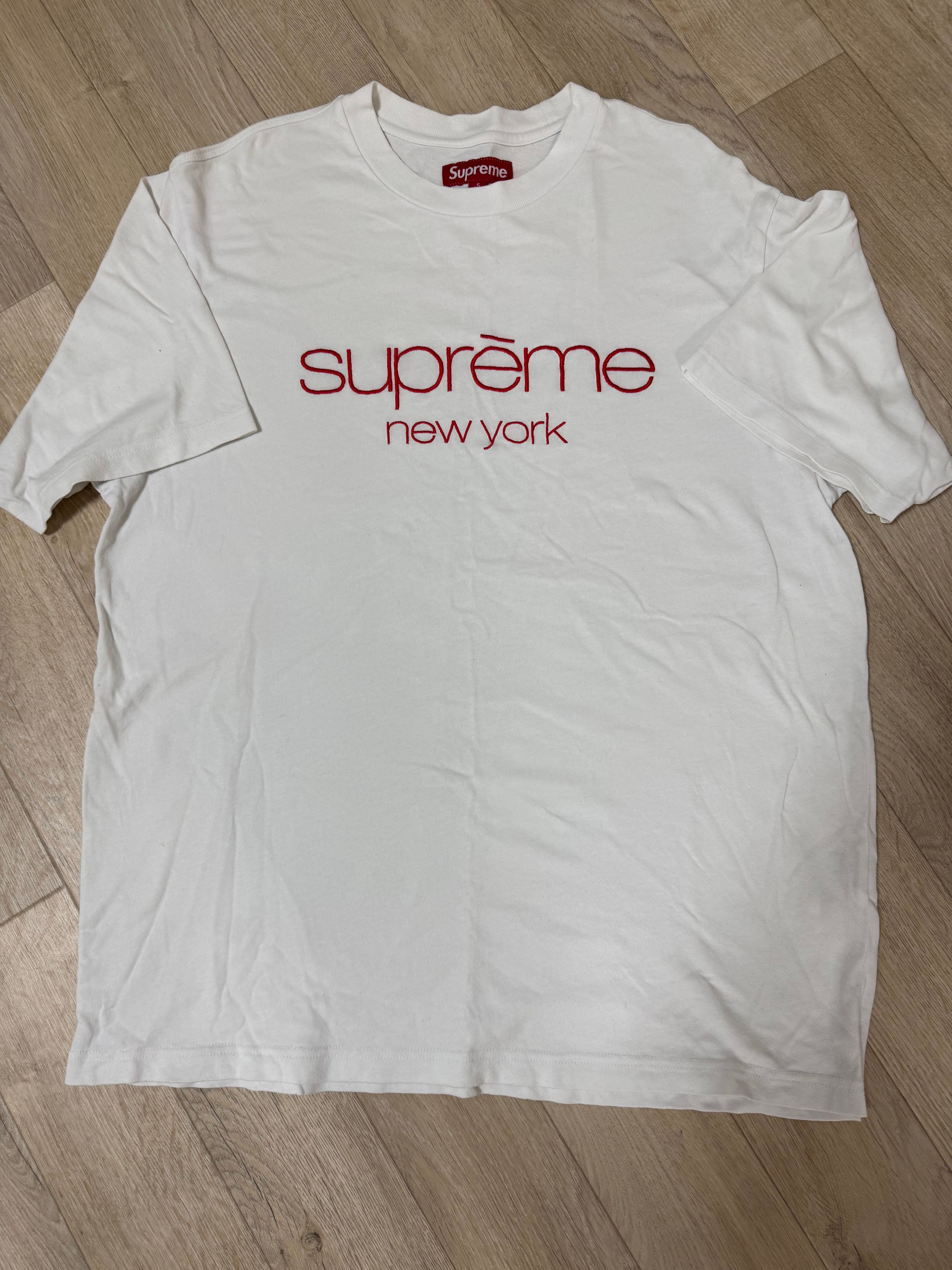 Supreme Classic Logo S/S Top "White"