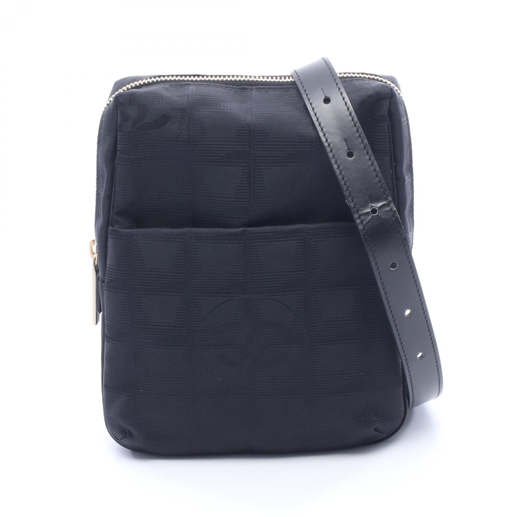 シャネル CHANEL ニュートラベルライン ショルダーバッグ バッグ レザー ナイロンキャンバス レディース ブラック系 A20513 【中古】