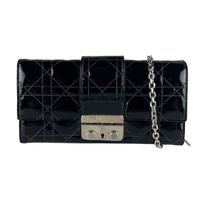 クリスチャンディオール Christian Dior 長財布 ニューロック チェーンウォレット パテントレザー/メタル ブラック/シルバー レディース【中古】 z10588