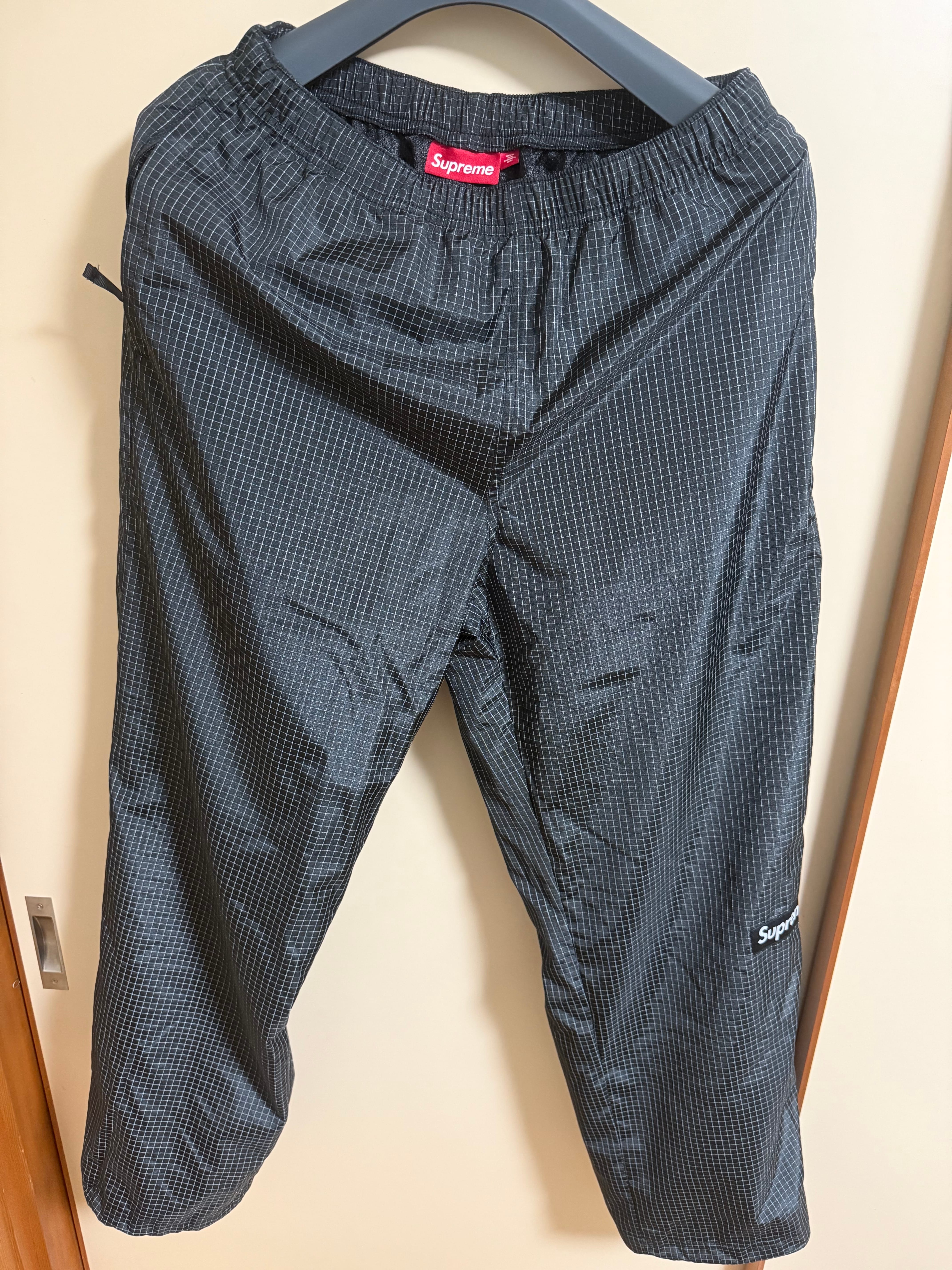 シュプリーム リフレクティブ リップストップ トラック パンツ "ブラック"