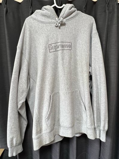 Supreme KAWS Chalk Logo Hooded Sweatshirt "Grey"(2021)