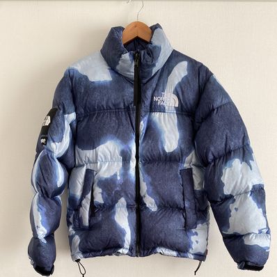 Supreme x The North Face Bleached Denim Print Nuptse Jacket "Indigo"