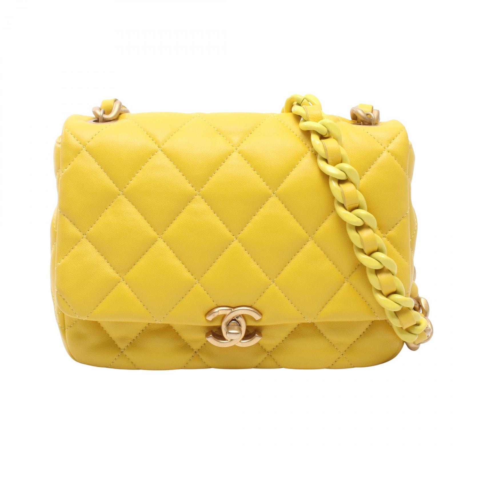 シャネル CHANEL ミニマトラッセ ショルダーバッグ バッグ レザー レディース イエロー系 AS3205 【中古】