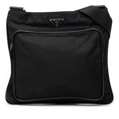 プラダ 三角ロゴプレート 斜め掛け ショルダーバッグ ブラック ナイロン レディース PRADA 【中古】
