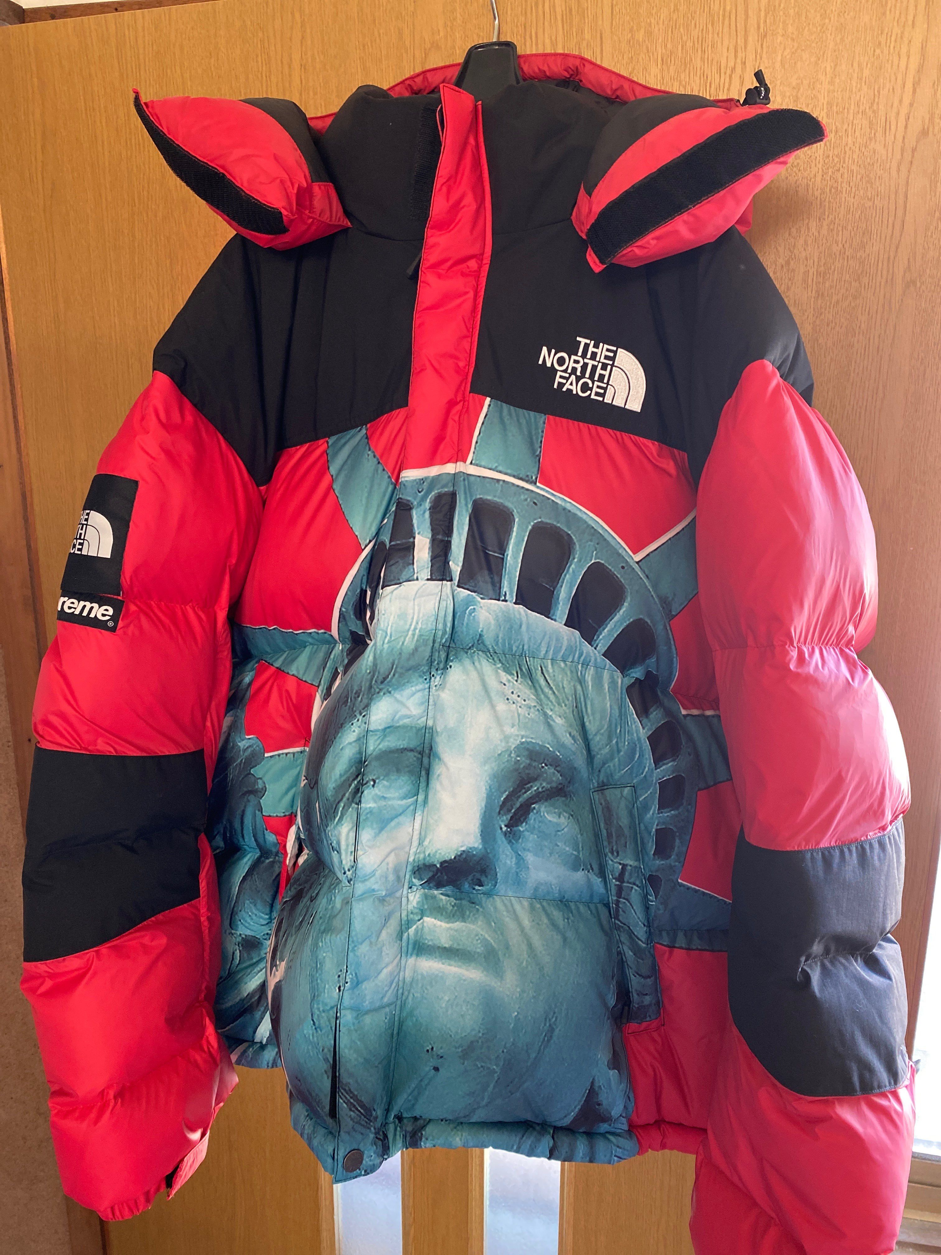 Supreme x The North Face Statue of Liberty Baltoro Jacket "Red"