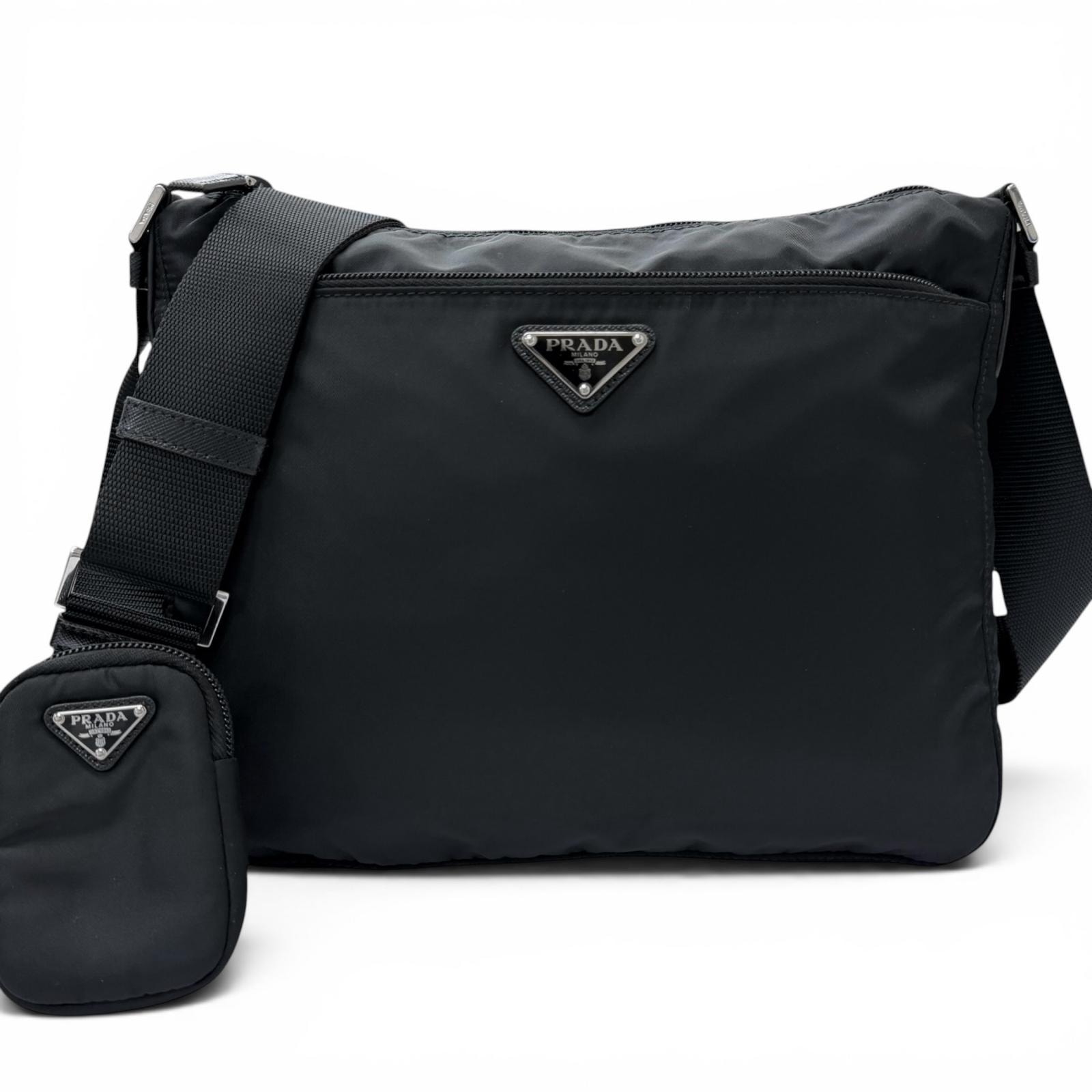 美品 プラダ ショルダーバッグ ブラック メンズ 1BC421