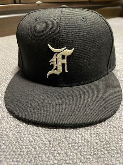 FEAR OF GOD ESSENTIALS New Era Fitted Cap (FW20) "Black"