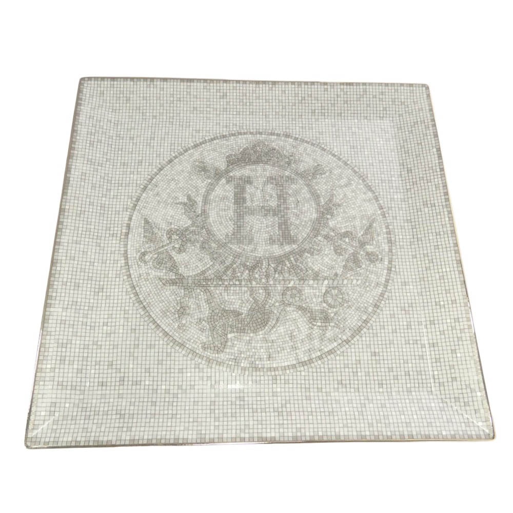 HERMES エルメス Mosaique au 24 モザイク オ 24 ブノワ=ピエール・エムリー プラチナ スクエアプレート プチカレ L23×W23 グレー系【新古品】【未使用】【中古】