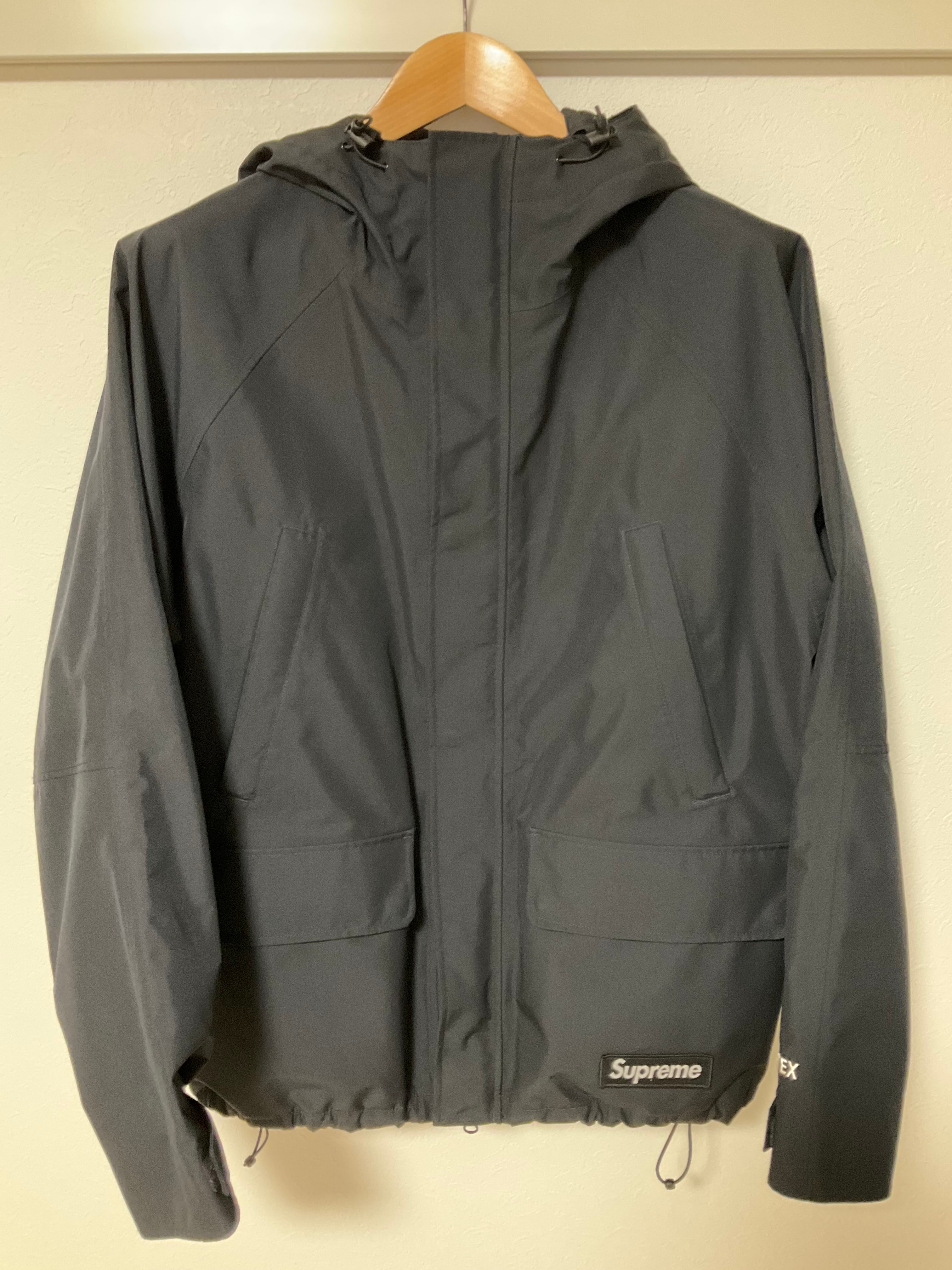 Supreme 2-in-1 GORE-TEX Parka + Reversible 700-Fill Down Liner Jacket "Black"