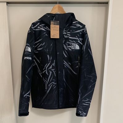 Supreme x The North Face Trompe Loeil Printed Taped Seam Shell Jacket "Black"