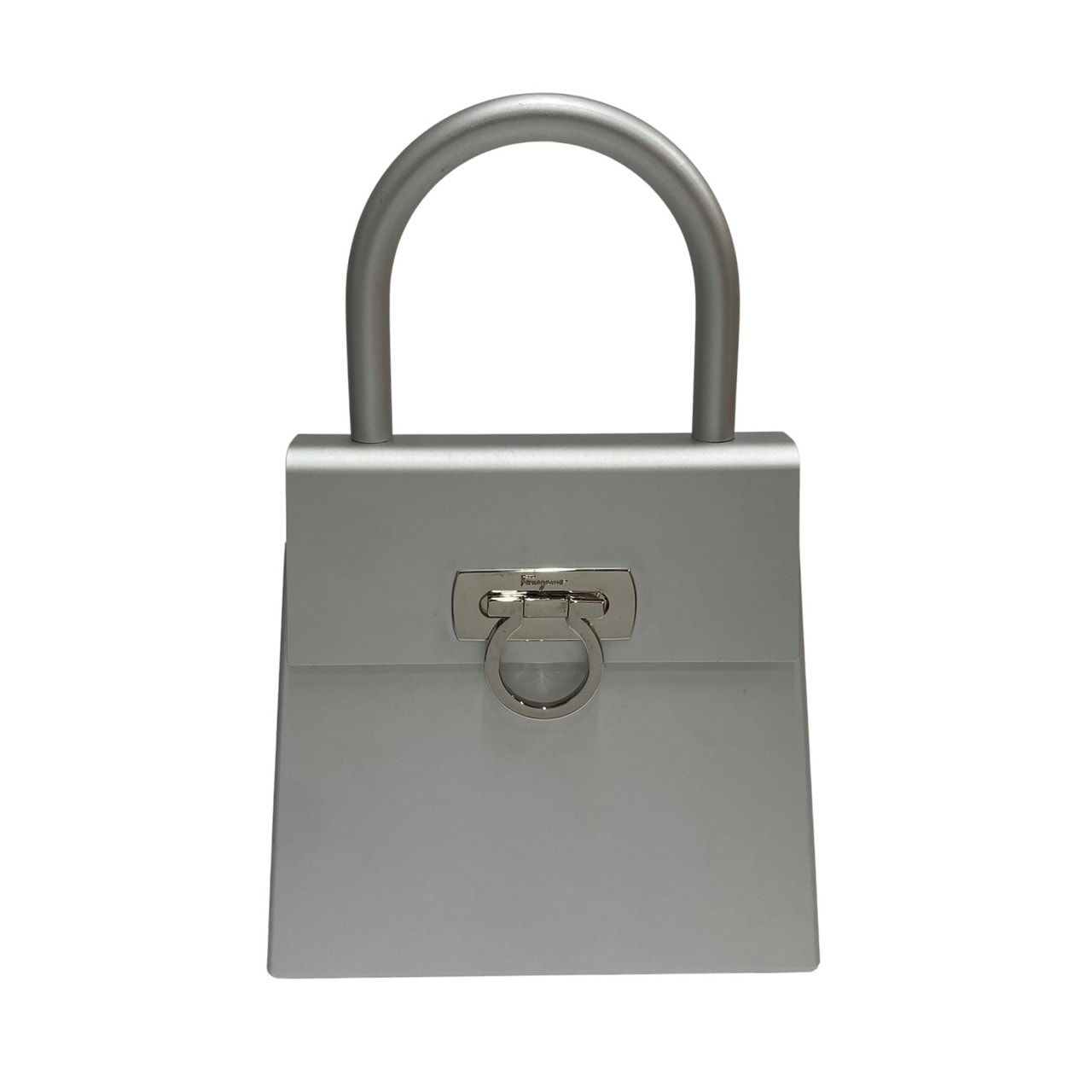 Salvatore Ferragamo サルヴァトーレフェラガモ ガンチーニ アルミ ハンドバッグ シルバー
 97129