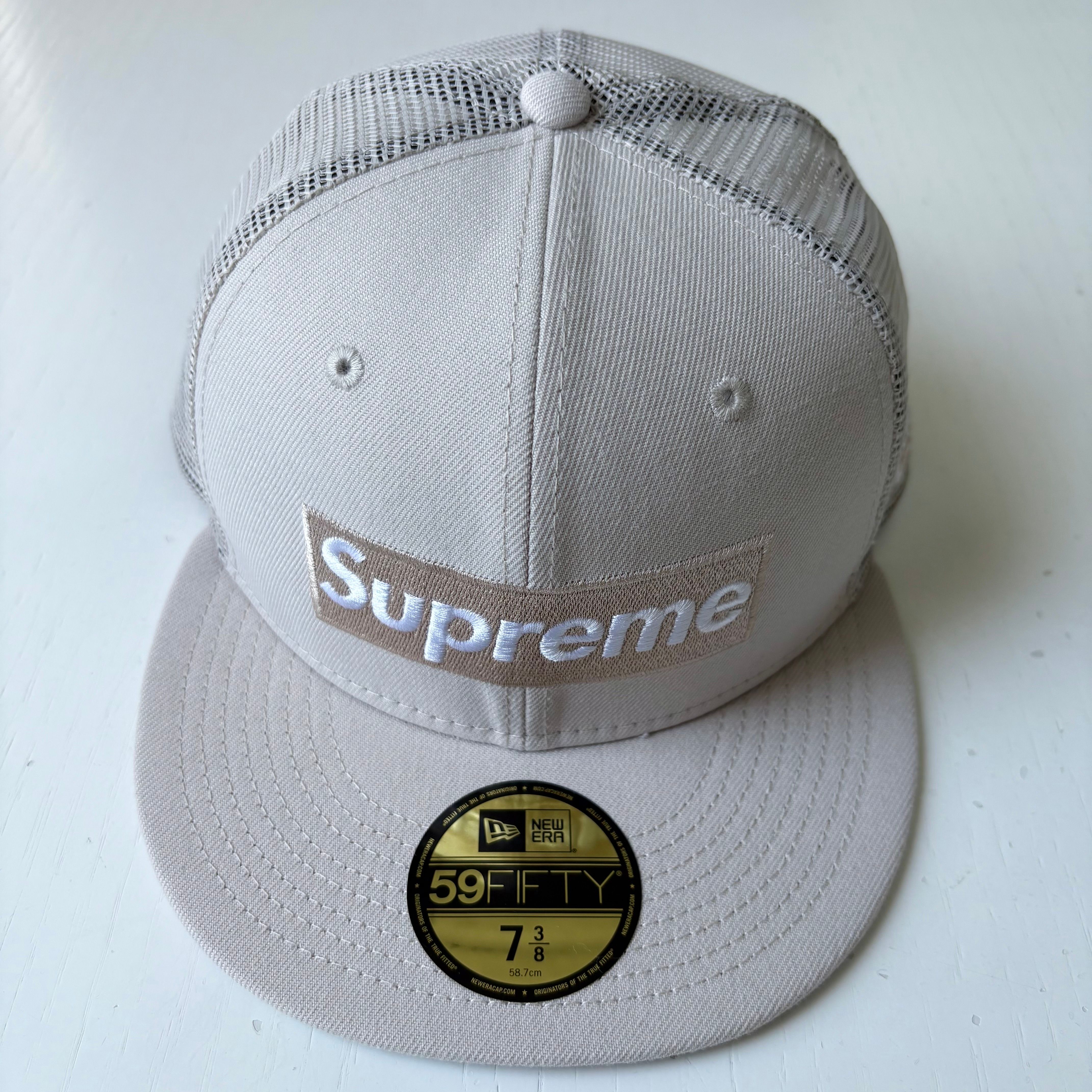 Supreme Box Logo Mesh Back New Era "Stone" (23SS)