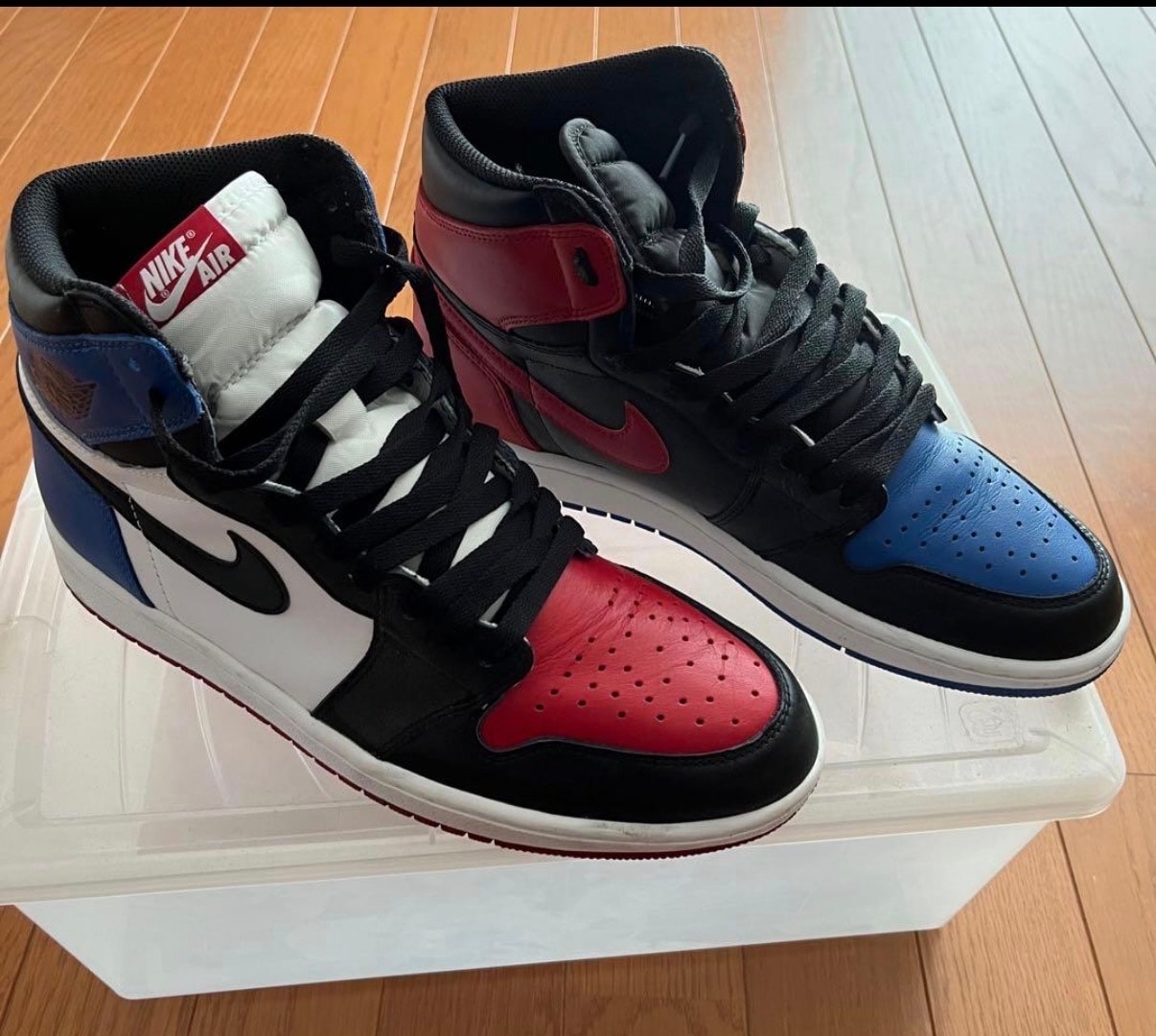 Nike Air Jordan 1 Retro High "Top 3"