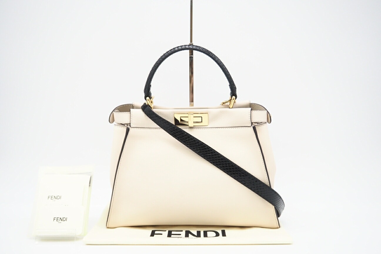 美品 FENDI フェンディ パイソン レザー モンスター ピーカブー レギュラー 2WAYハンドバッグ 8BN290 2wayショルダーバッグ クリーム ブラック パイソン レザー レディース
