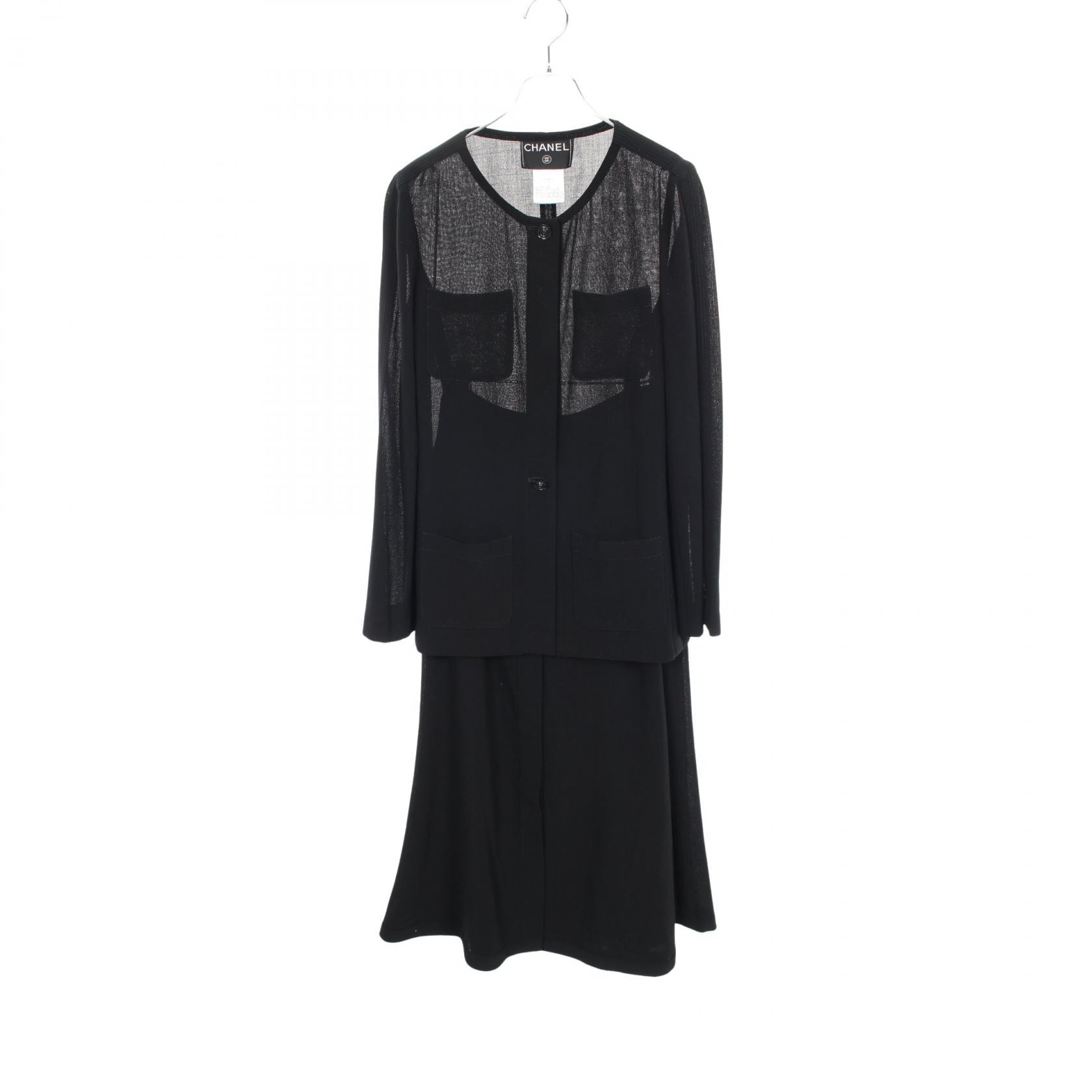 シャネル CHANEL ココマークボタン ノーカラージャケット スカート セットアップ 衣料品 ウール レディース ブラック系 P12784V07189 【中古】