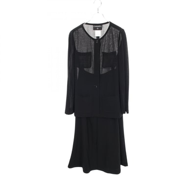 シャネル CHANEL ココマークボタン ノーカラージャケット スカート セットアップ 衣料品 ウール レディース ブラック系 P12784V07189 【中古】