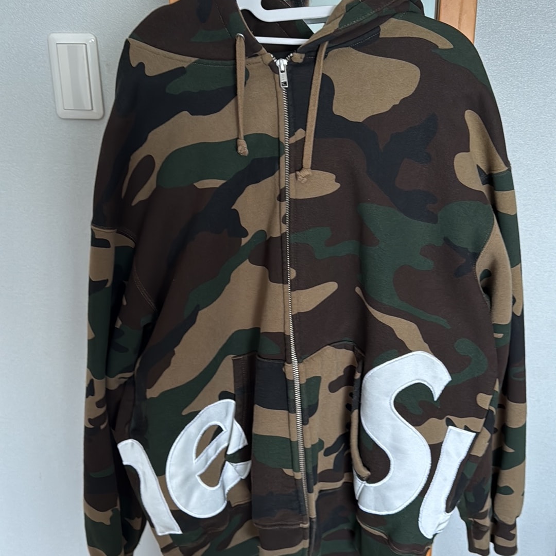 Supreme Big Logo Zip Up Hooded Sweatshirt "Woodland Camo"