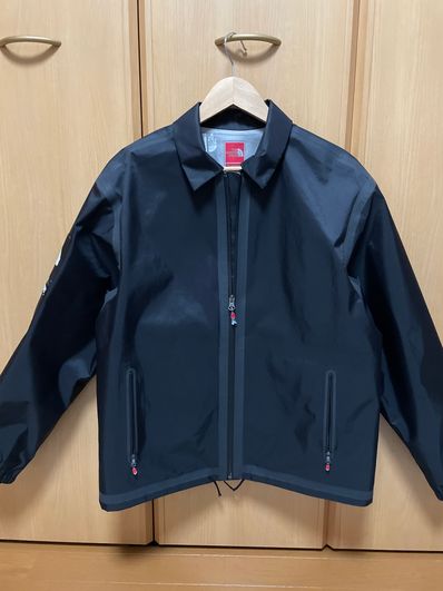 Supreme x The North Face Summit Series Outer Tape Seam Coaches Jacket "Black"