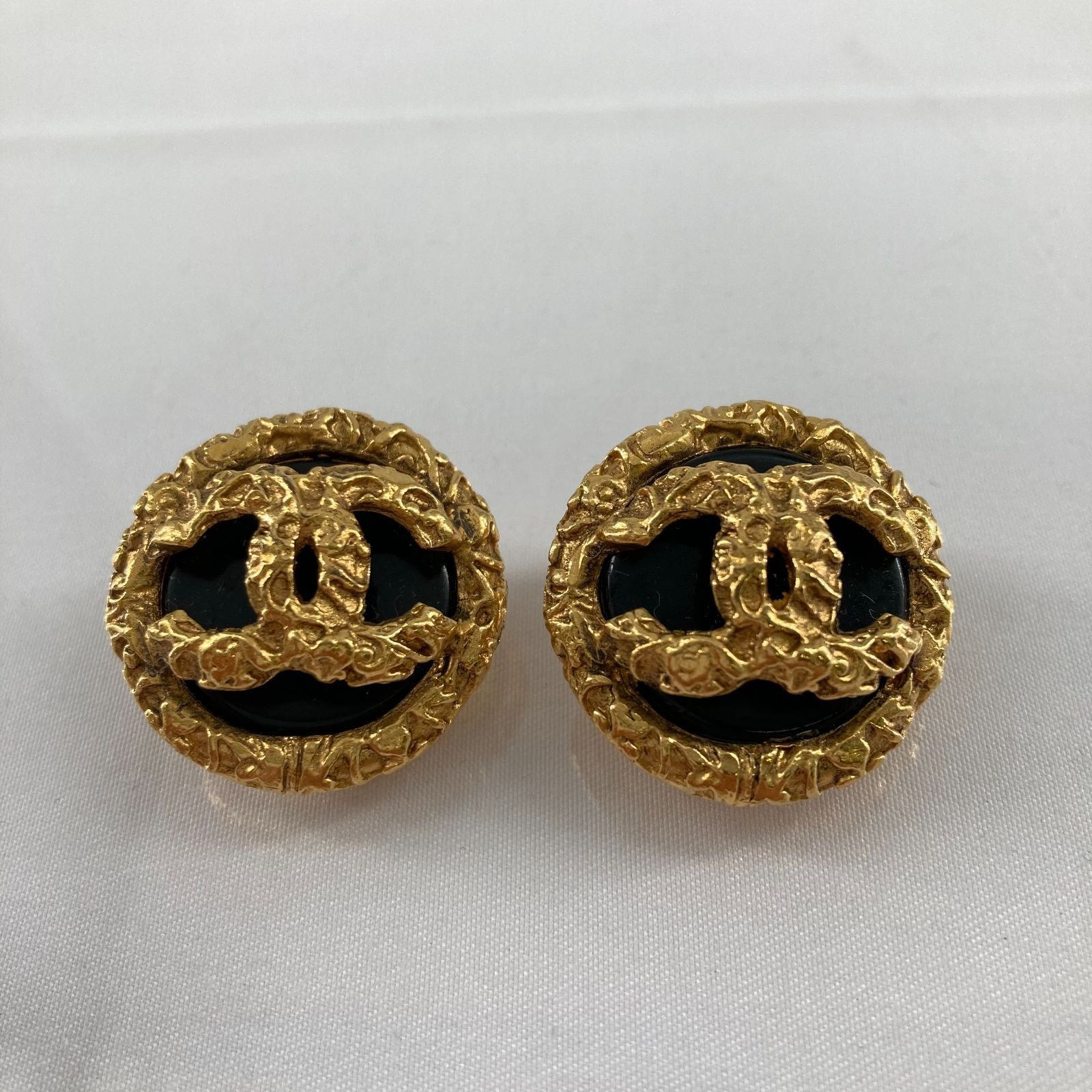 CHANEL(シャネル) ココマーク 93A 93P ゴールド 溶岩 イヤリング ゴールド