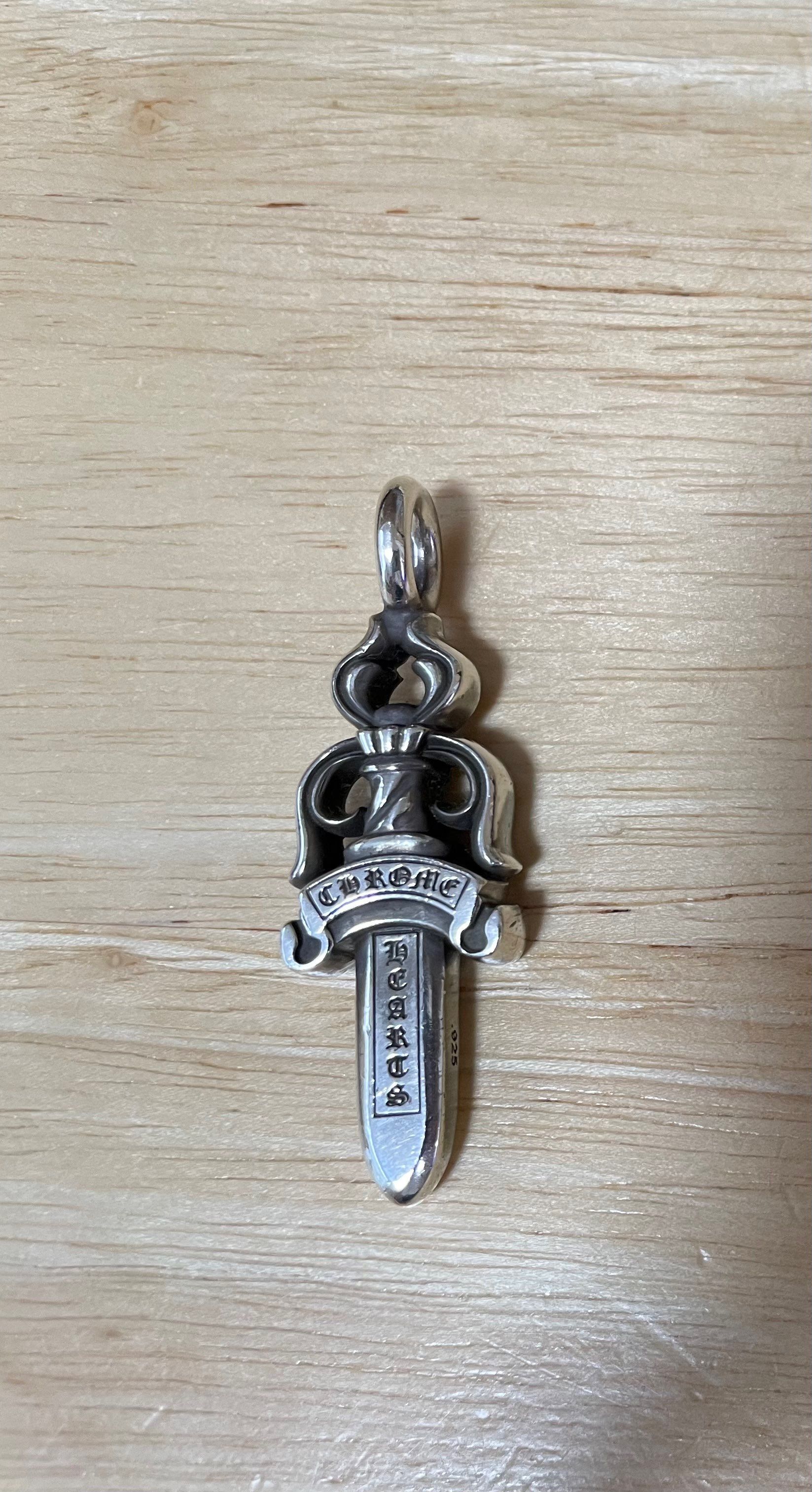 Chrome Hearts Double Dogger Pendant "Silver"