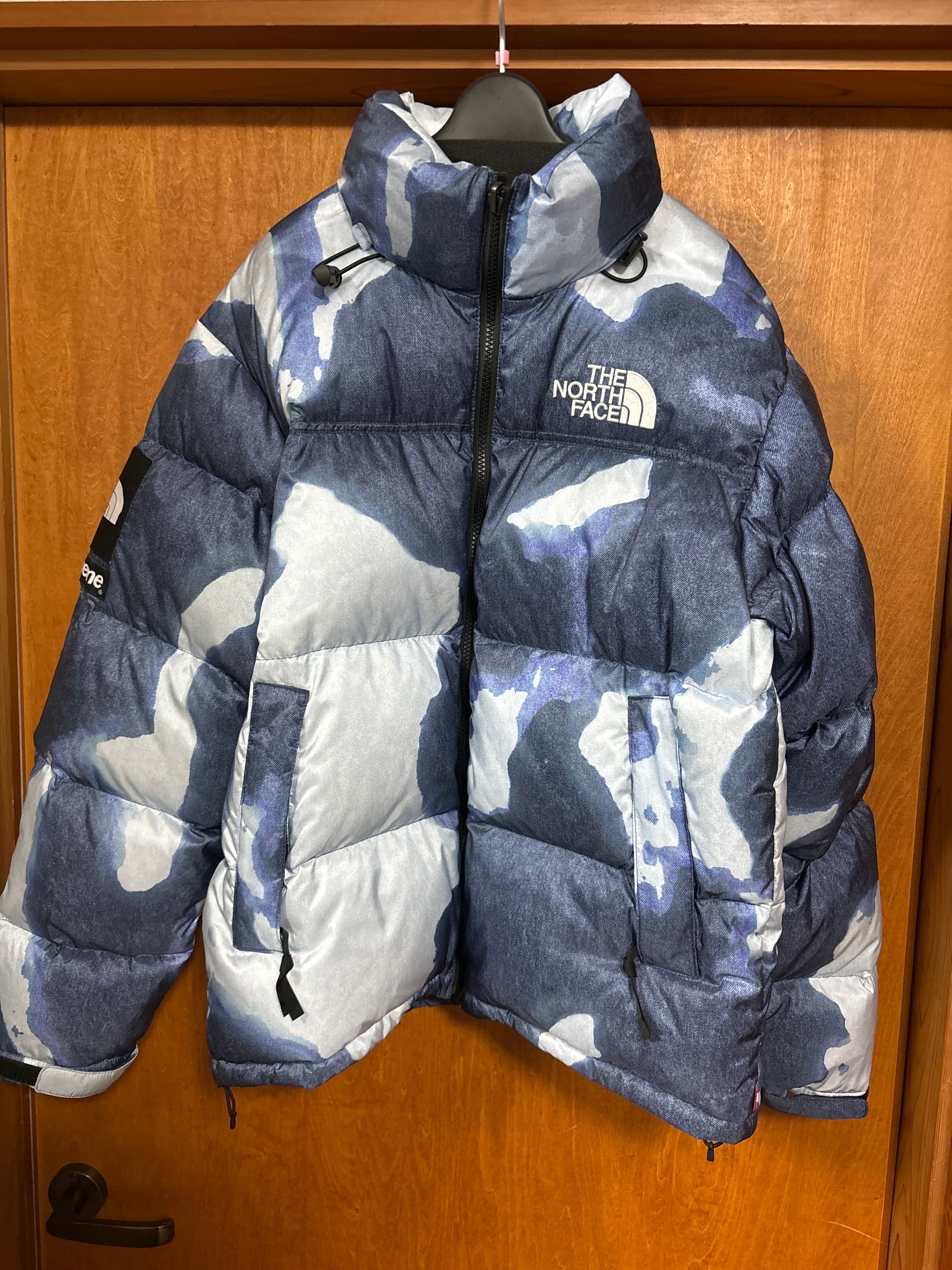 Supreme x The North Face Bleached Denim Print Nuptse Jacket "Indigo"