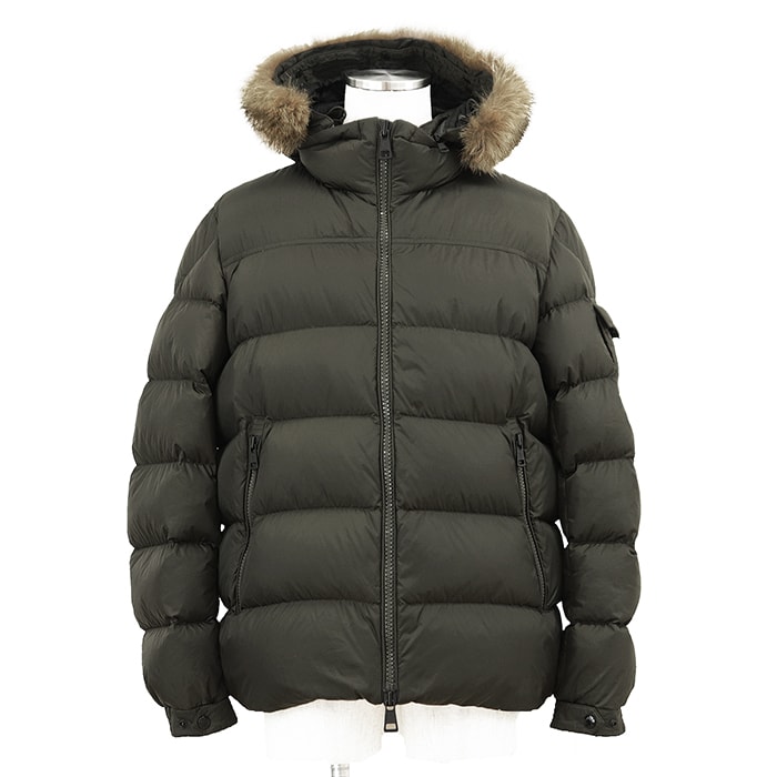 MONCLER モンクレール ダウンジャケット MARQUE サイズ 4 メンズ 2018年製 ロゴ ボタン ワッペン コヨーテファー&フード取り外し可 ジップアップ ミリタリー アウター ハンガー付属 カーキ 緑 アルメニア製