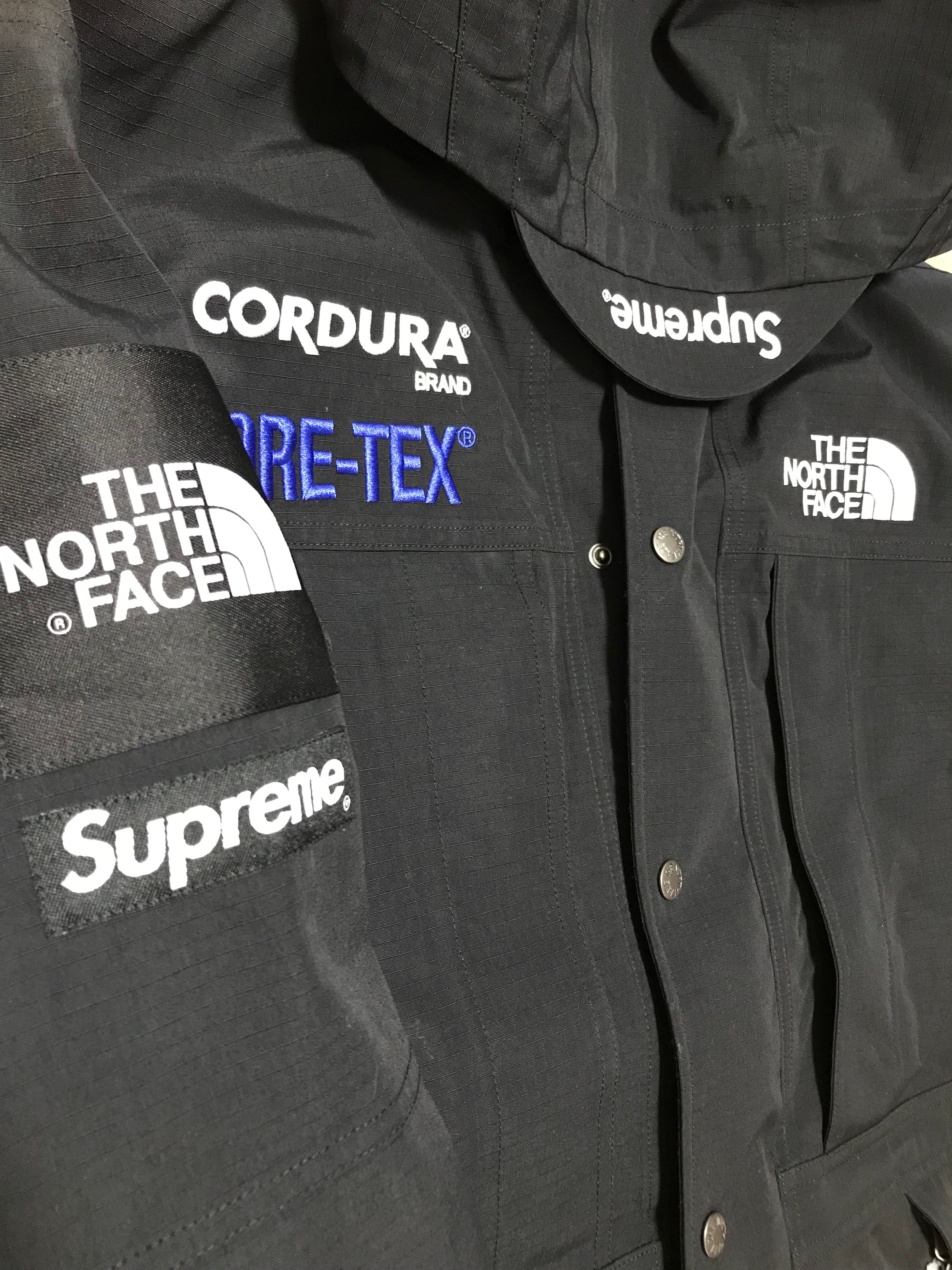 Supreme x The North Face Expedition Jacket 